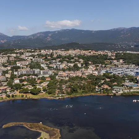 Pierre & Premium Vesna Rossa شقة فندقية 5*