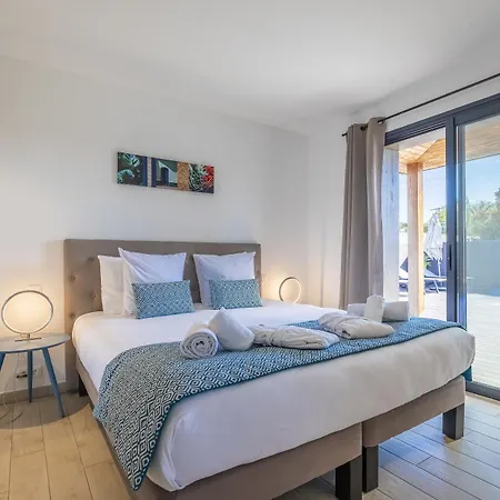 Pierre & Premium Vesna Rossa شقة فندقية