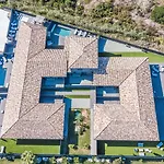 Pierre & Premium Vesna Rossa 5* Porto-Vecchio