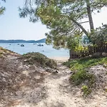 Pierre & Premium Vesna Rossa Porto-Vecchio (Corsica)