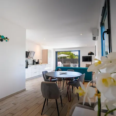 Pierre & Premium Vesna Rossa 5* Porto-Vecchio (Corsica)
