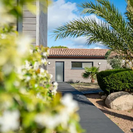 Apart-hotel Pierre & Premium Vesna Rossa Porto-Vecchio (Corsica)