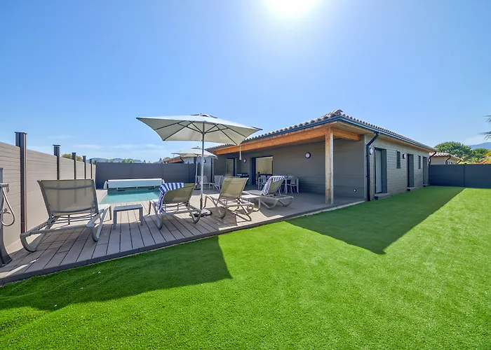 Appart hôtel Résidence Pierre&vacances Premium Vesna Rossa 5*